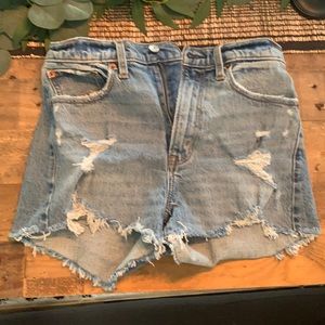 Abercrombie High Rise Mom Shorts. Size 27 (4).